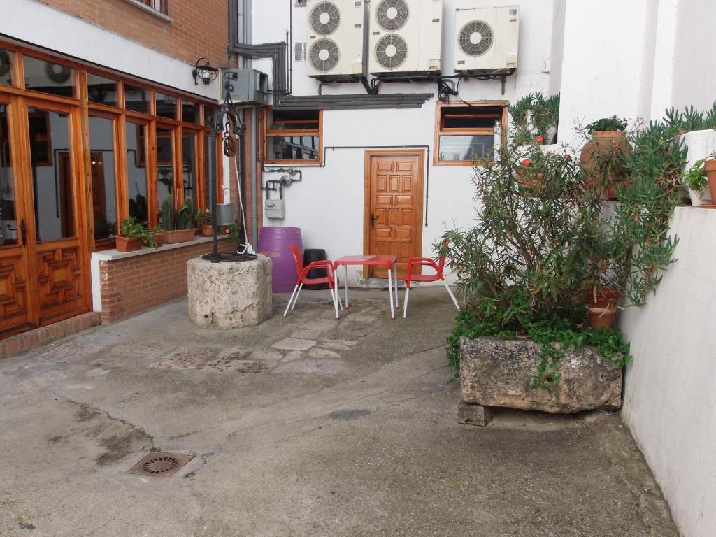Hostal-Restaurante San Antolin Тордесильяс Экстерьер фото