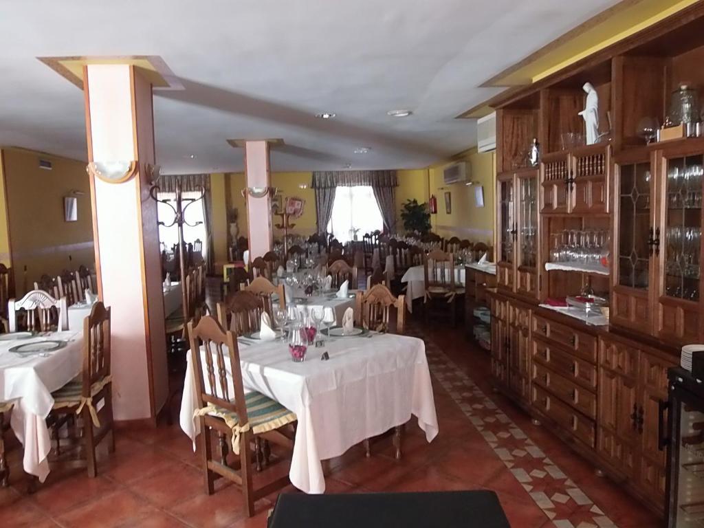 Hostal-Restaurante San Antolin Тордесильяс Номер фото
